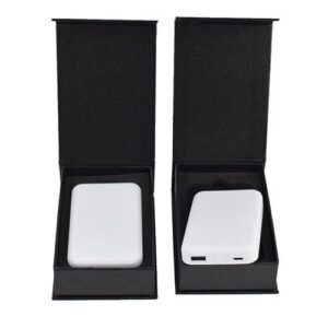 MAGNETIC WIRELESS POWER BANK - Image 3